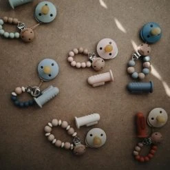 Gloednieuw ???? Mushie - Tandenborstel Baby - Tandenborstels - Clay Shifting ???? 33 Gloednieuw ???? Mushie - Tandenborstel Baby - Tandenborstels - Clay Shifting ???? -Weleda Shop 550x422