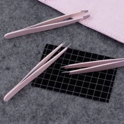 Nieuw ???? Allures Epileer Pincet - Slanted - Epileren - Beauty - Roze - RVS ???? -Weleda Shop 550x509 5